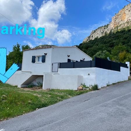 Maison Avec Jardin, Parking Entre Mer Et Montagne Le Revest-le-Eaux Экстерьер фото