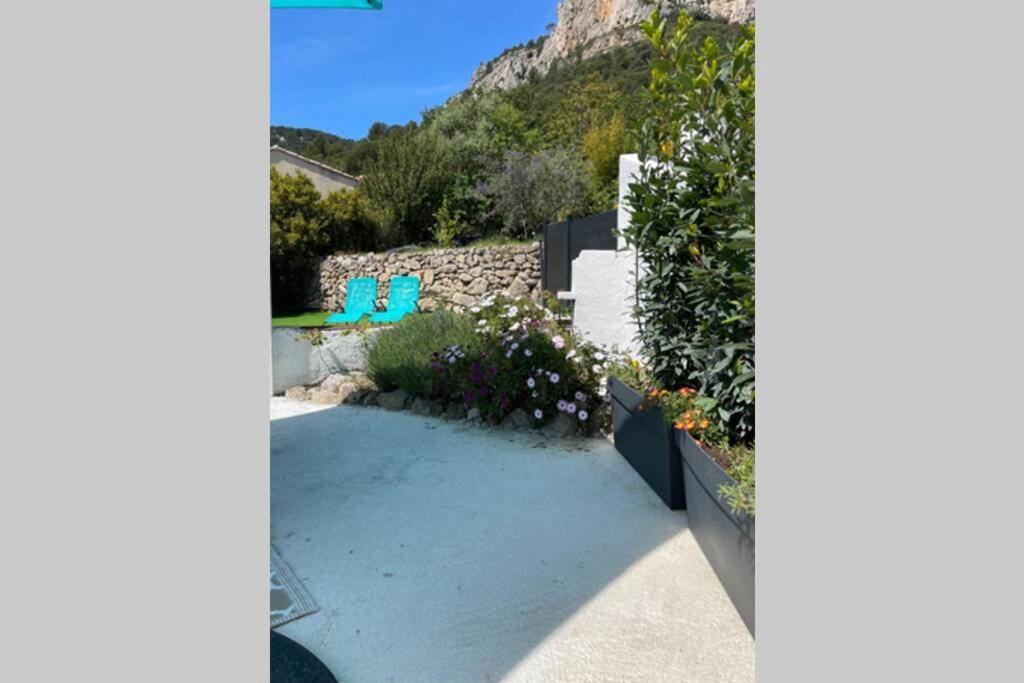 Maison Avec Jardin, Parking Entre Mer Et Montagne Le Revest-le-Eaux Экстерьер фото